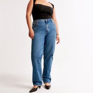 Ultra High Rise 90s straight curve love jeans